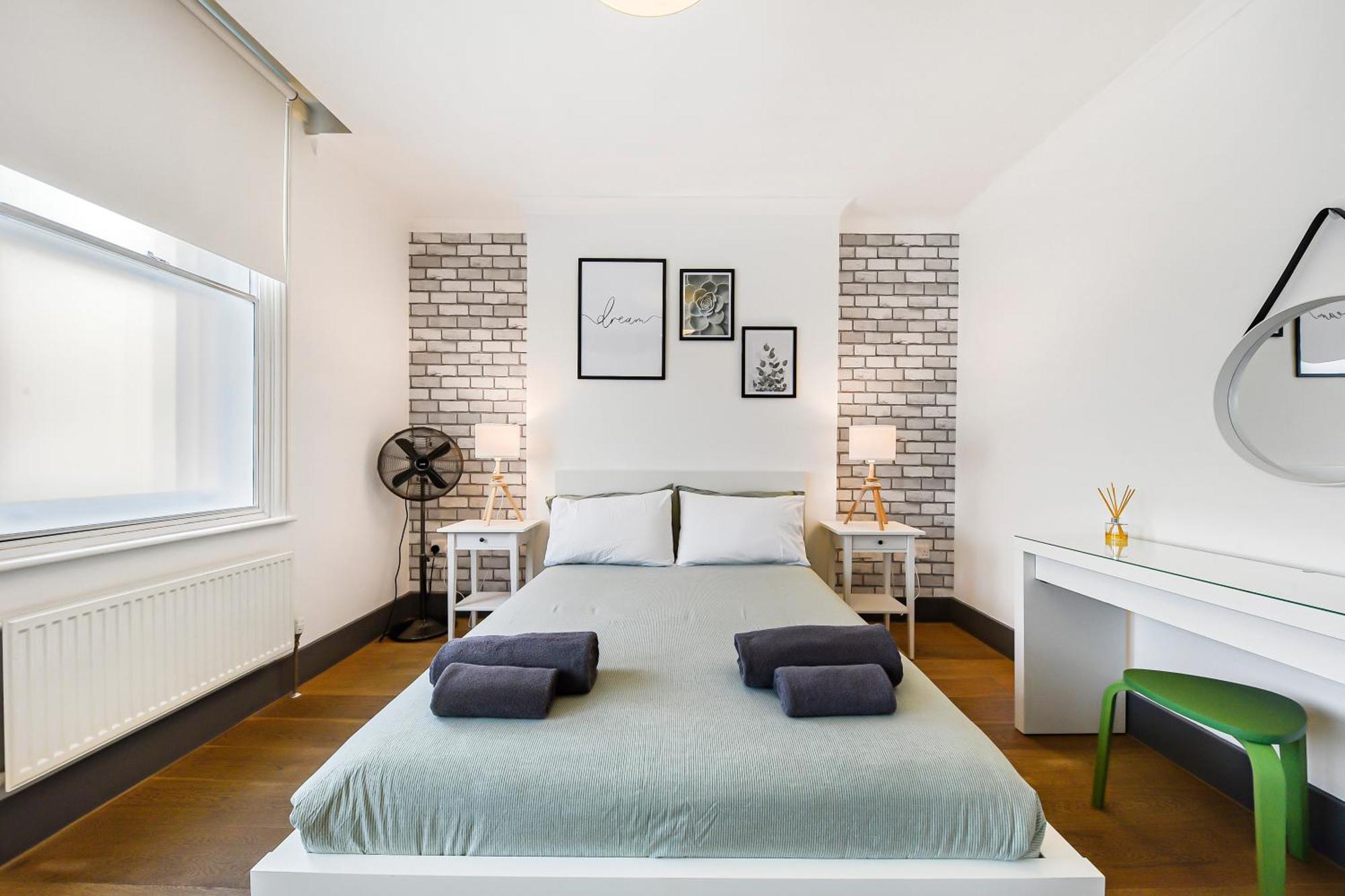 Modern One Bedroom In Fitzrovia, Central Londres Extérieur photo